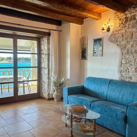 City Center Coastal Escape - Apartments With Sea View Or Cozy Room Novigrad Istria Exteriör bild