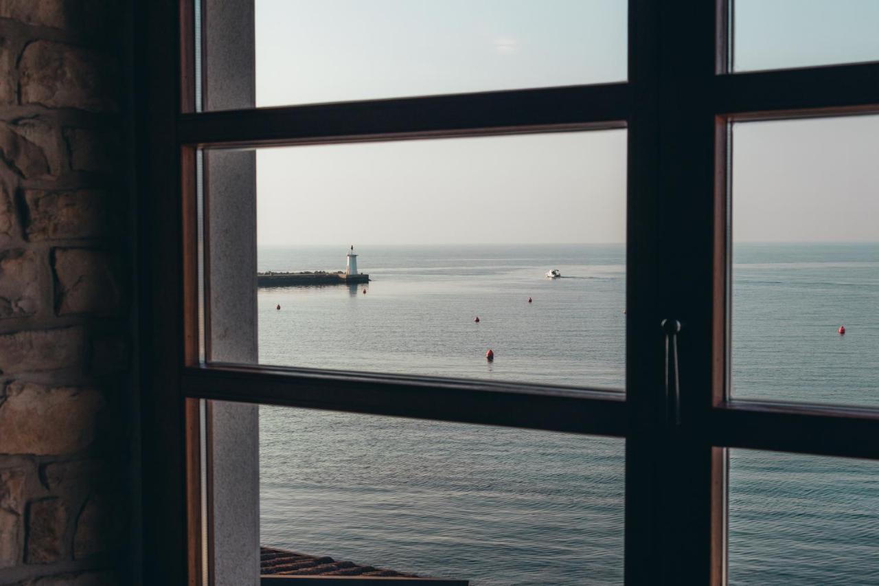 City Center Coastal Escape - Apartments With Sea View Or Cozy Room Novigrad Istria Exteriör bild