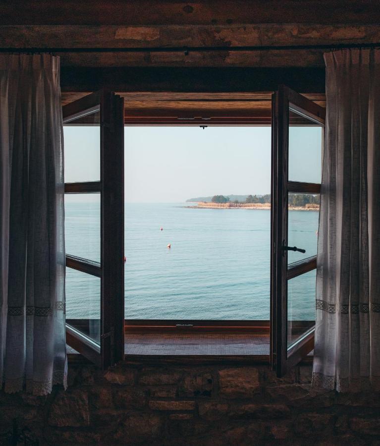 City Center Coastal Escape - Apartments With Sea View Or Cozy Room Novigrad Istria Exteriör bild
