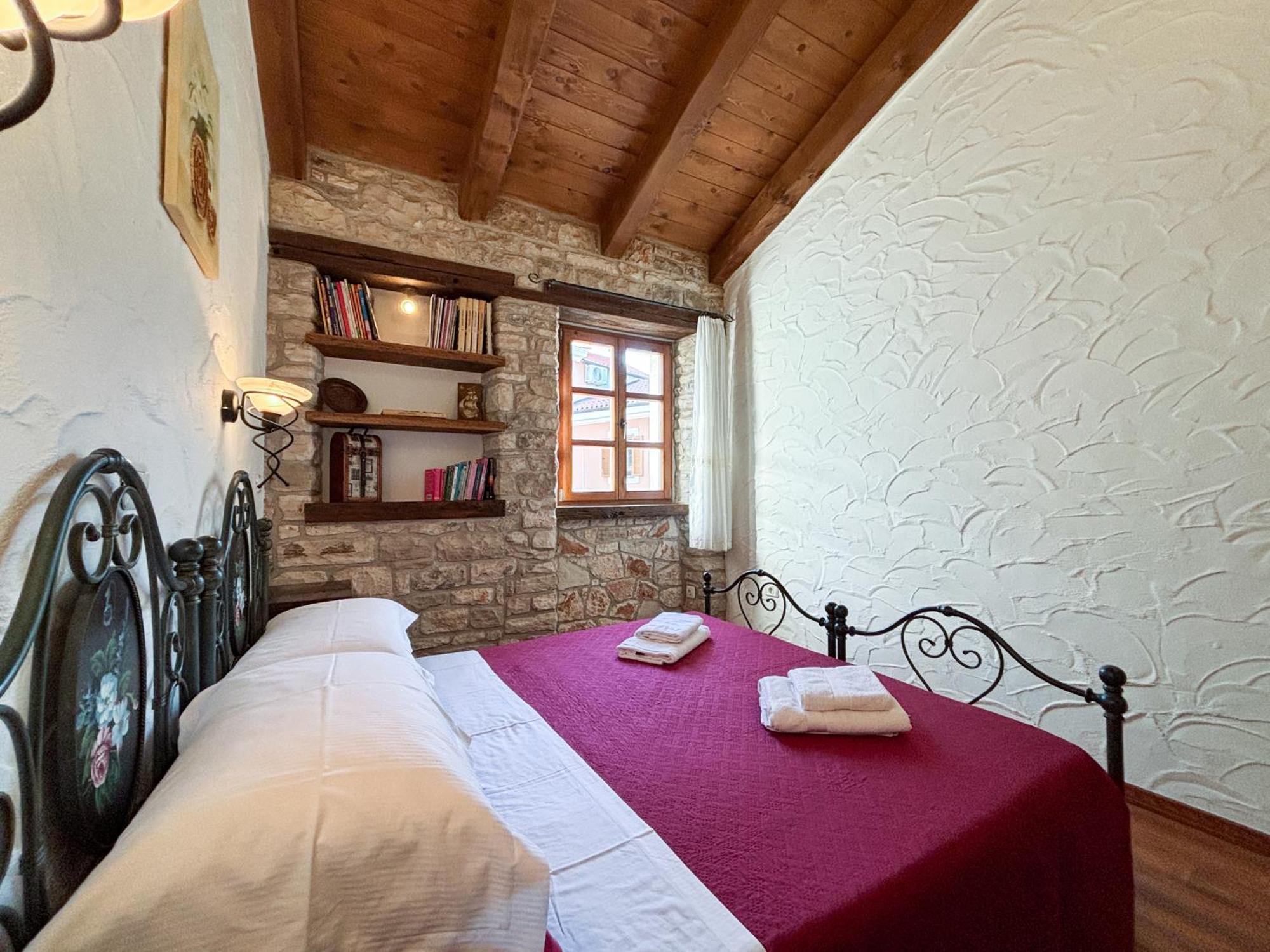 City Center Coastal Escape - Apartments With Sea View Or Cozy Room Novigrad Istria Exteriör bild