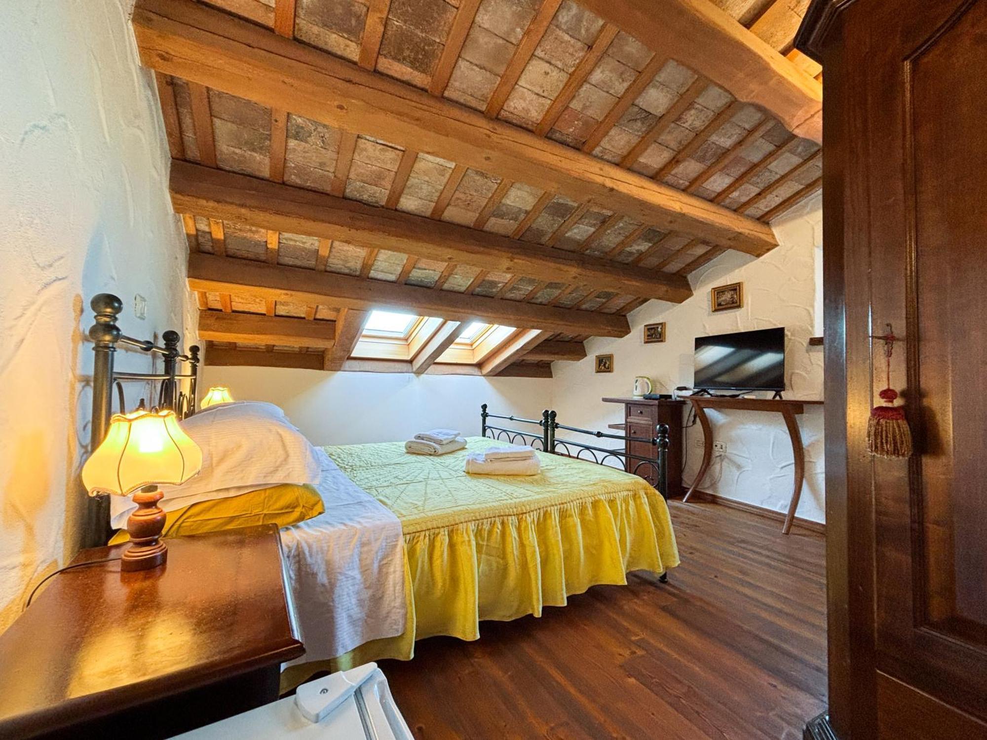 City Center Coastal Escape - Apartments With Sea View Or Cozy Room Novigrad Istria Exteriör bild