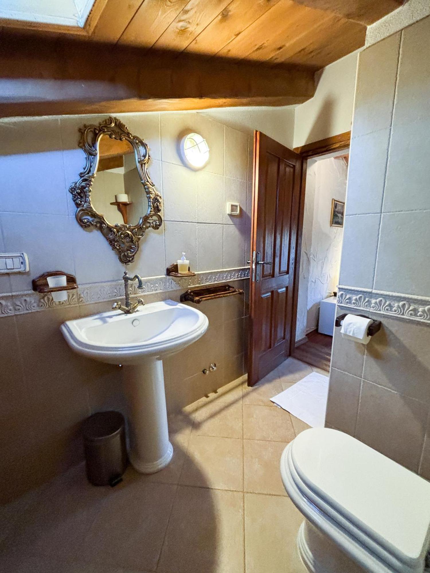 City Center Coastal Escape - Apartments With Sea View Or Cozy Room Novigrad Istria Exteriör bild