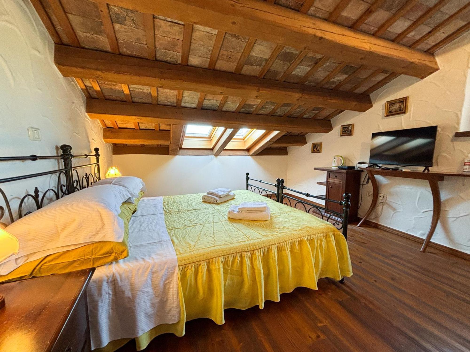 City Center Coastal Escape - Apartments With Sea View Or Cozy Room Novigrad Istria Exteriör bild