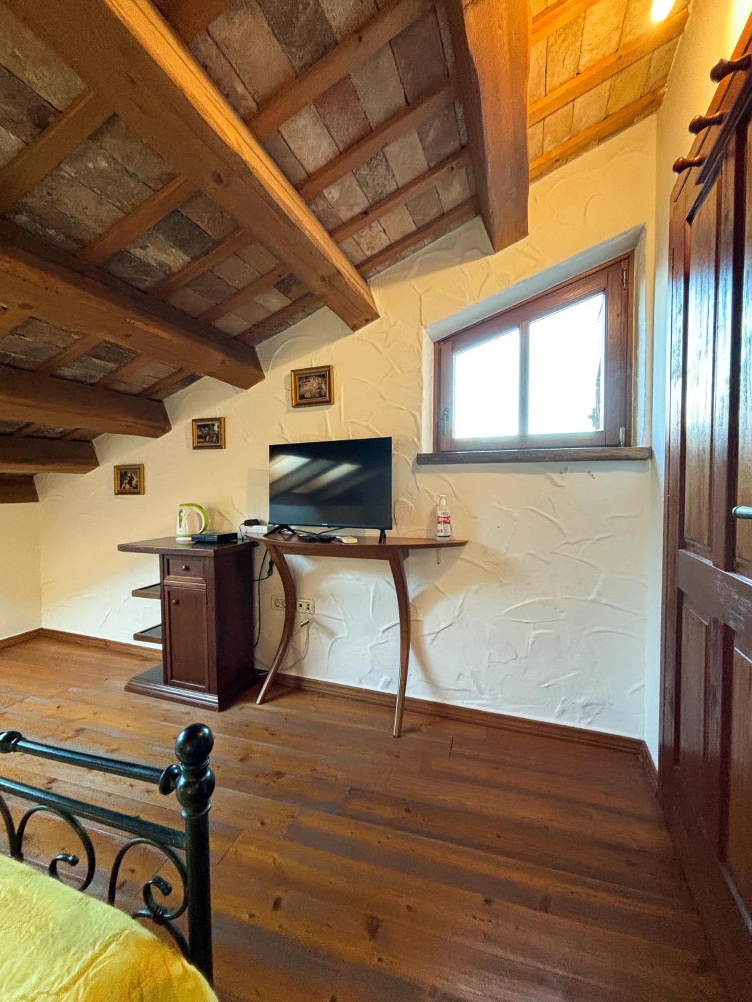 City Center Coastal Escape - Apartments With Sea View Or Cozy Room Novigrad Istria Exteriör bild
